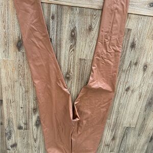 Commando Beige Leggings with Pink Logo Print